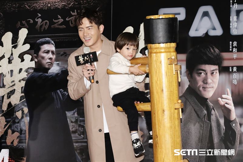 宥勝攜兒子剴剴出席電影《葉問4：完結篇》詠春精神傳承活動。（圖／記者林聖凱攝影）