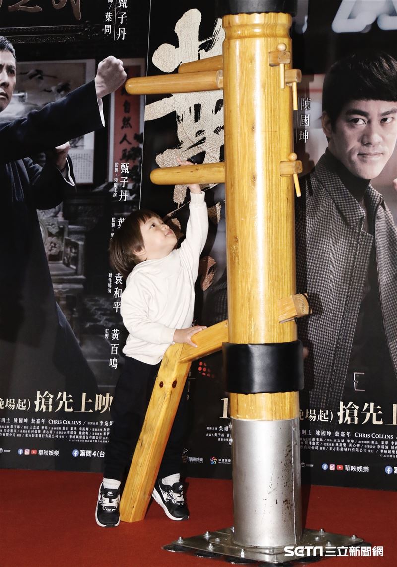 宥勝攜兒子剴剴出席電影《葉問4：完結篇》詠春精神傳承活動。（圖／記者林聖凱攝影）