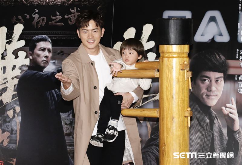 宥勝攜兒子剴剴出席電影《葉問4：完結篇》詠春精神傳承活動。（圖／記者林聖凱攝影）