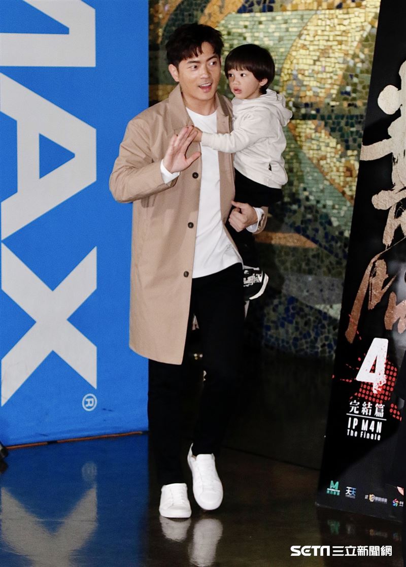 宥勝攜兒子剴剴出席電影《葉問4：完結篇》詠春精神傳承活動。（圖／記者林聖凱攝影）