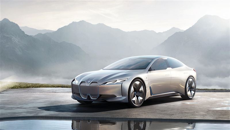 BMW純電概念車　台北車展亮相