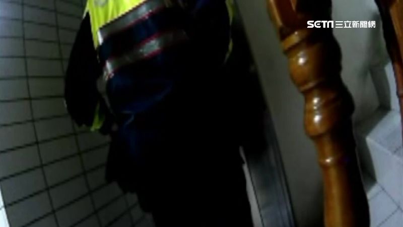 被鄰居檢舉太吵　警到場遭女PO網嗆