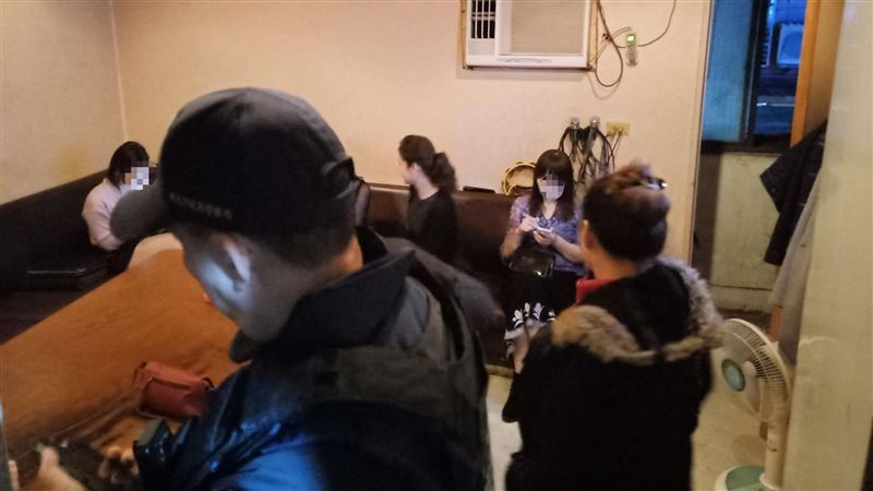 警掃蕩風月場所　逮橫行北台重機慣竊