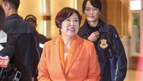 副總統電視政見會　余湘批綠改革都在整肅第15任總統、副總統選舉的副總統候選人電視政見發表會20日晚間在公視登場，親民黨候選人余湘（前）會中表示，民進黨、國民黨一定會想辦法忽略親民黨，尤其民進黨，所謂改革都在整肅敵對政黨，「至於在野黨，就更不用提了。」中央社記者裴禛攝　108年12月20日