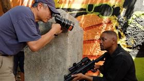 李安、威爾史密斯正在宣傳《雙子殺手》。（圖／翻攝自威爾史密斯IG）