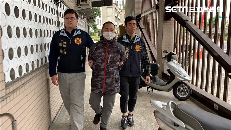 笨賊闖夜市搶攤商　才跑5分鐘就GG