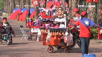 趁挺韓遊行發大財？韓粉攤販違規佔位