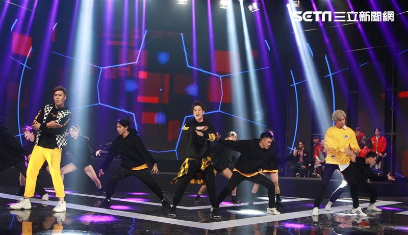 劉至翰、余秉諺、吳東諺精彩表演。（記者邱榮吉/攝影）