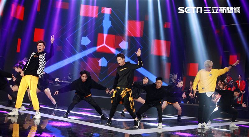 劉至翰、余秉諺、吳東諺精彩表演。（記者邱榮吉/攝影）