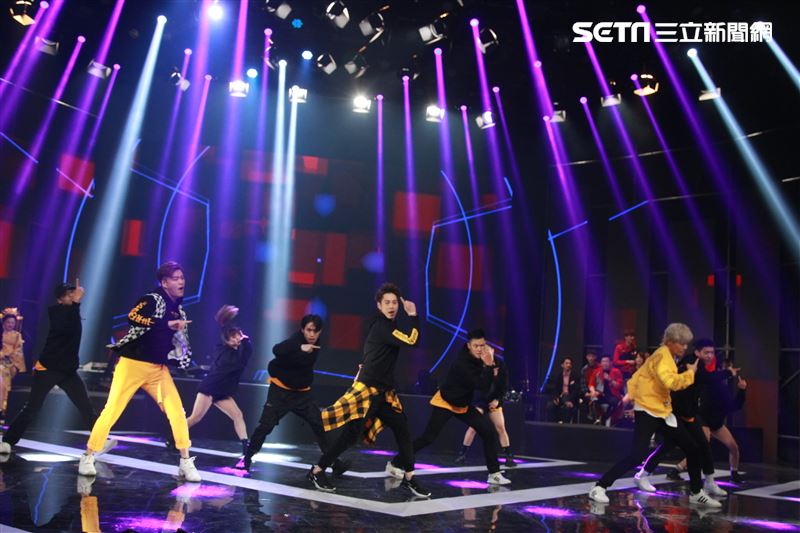 劉至翰、余秉諺、吳東諺精彩表演。（記者邱榮吉/攝影）