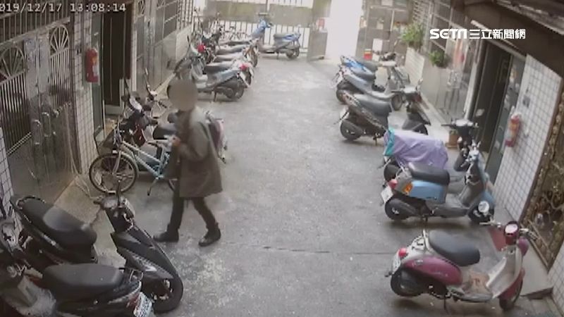 「妳帳號被凍結」車手登門騙婦50萬