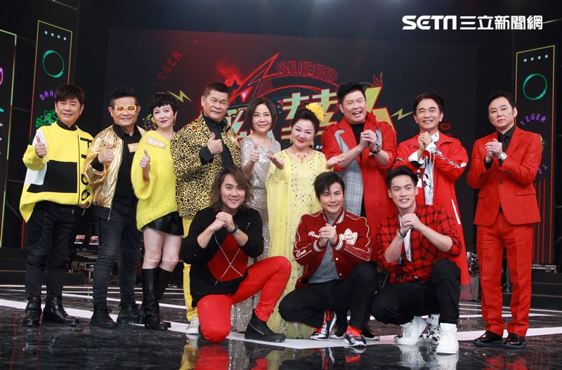大咖巨星吳宗憲、白冰冰等藝人參加過年節目「超級華人風雲大賞」錄影。（記者邱榮吉/攝影）