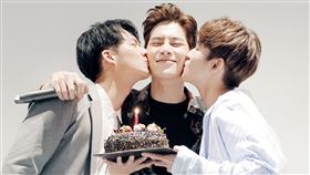 宋緯恩、吳念軒。（怡佳娛樂提供）