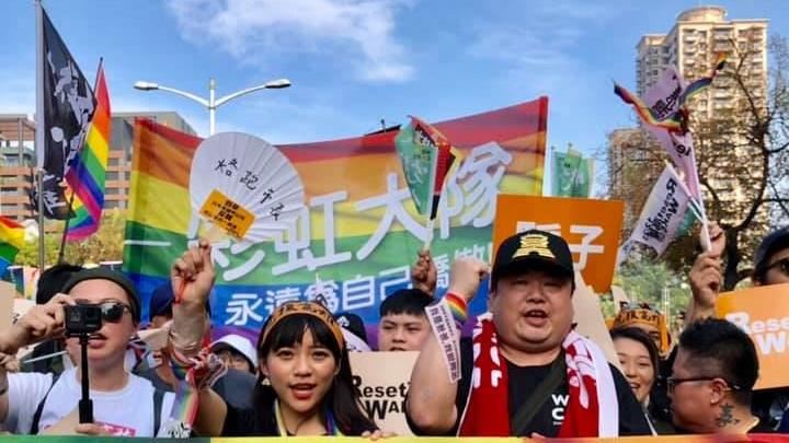 黃捷現身罷韓「17字」狠酸韓國瑜