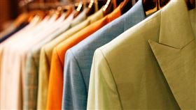 名牌,大衣,Versace,二手,衣服,精液,威脅,退貨,App 圖／翻攝自pexels　https://parg.co/2dk