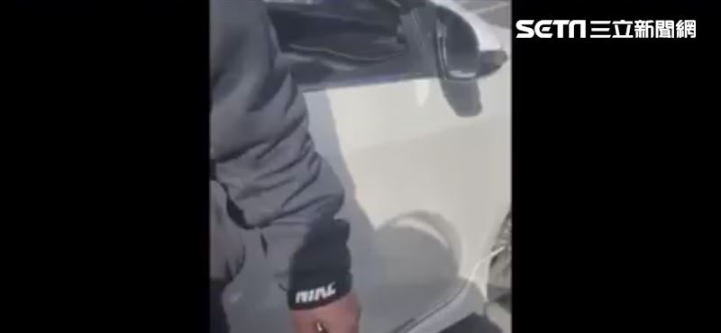 行車糾紛…男狂喊120次「叫警察」