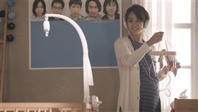 夏于喬「挺肚」演出，重溫預告終極「藍色三部曲」。（圖／相信音樂提供）