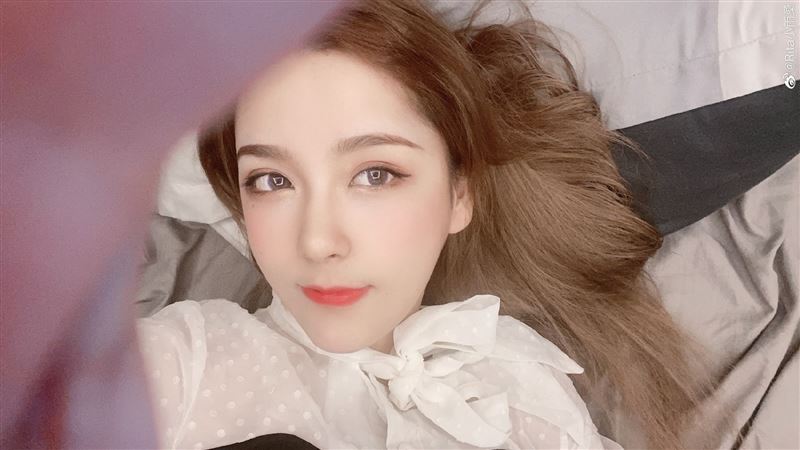 才貌雙全！超胸電競女主播讓網友暴動