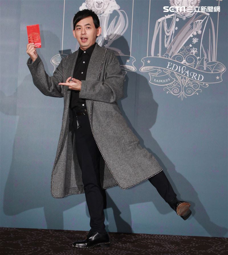 黃子佼出席柴智屏女兒婚宴。（記者邱榮吉/攝影）