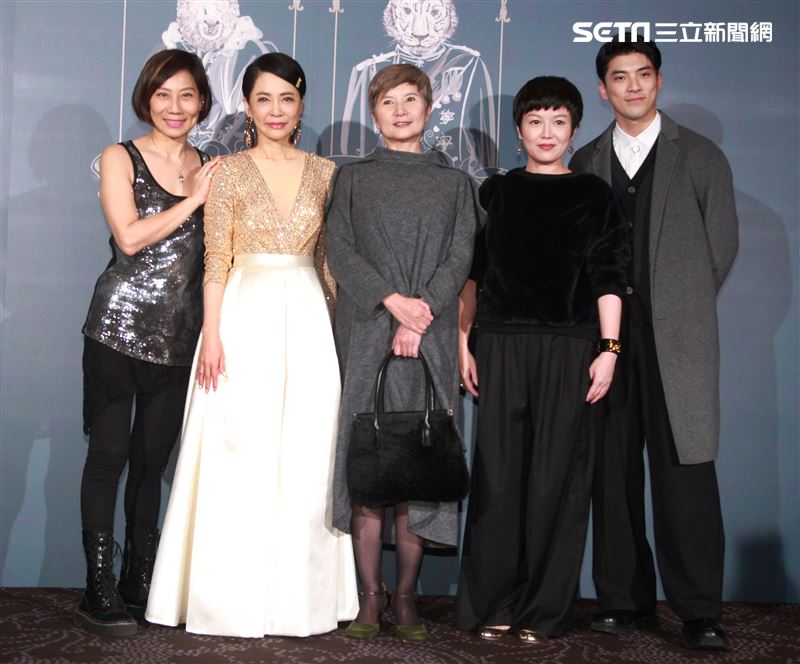 李烈、郎祖筠出席柴智屏女兒婚宴。（記者邱榮吉/攝影）