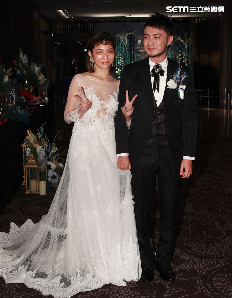 高雋雅和夫婿陳子豪（Edward）補辦婚宴，。（記者邱榮吉/攝影）