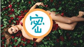 俄羅斯女子冰球員,全裸年曆