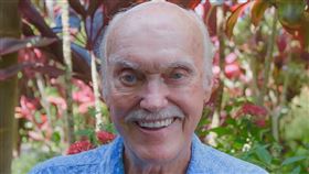 受賈伯斯推崇「靈性導師」達斯辭世　享壽88歲（圖／翻攝自Ram Dass推特）