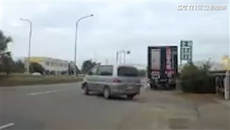 機車「憑空出現」釀車禍？網：蟲洞？