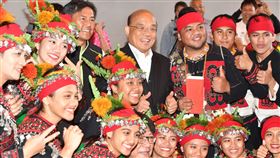 行政院長蘇貞昌23日出席「台9線南迴公路拓寬改善工程全線通車典禮」。（圖／行政院提供）