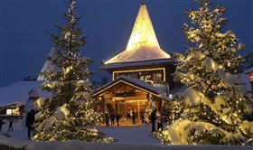 芬蘭一座名為「耶誕老人村」的熱門遊樂園，被旅遊業者行銷成耶誕老人官方故鄉，卻引發當地原住民薩米人強烈反感，指控業者以文化牟利。（圖取自Santa Claus Village官方網頁santaclausvillage.info）