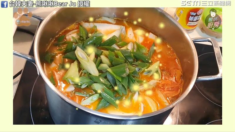 太好吃！韓國婆婆示範正宗部隊鍋