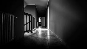 恐怖,靈異,房子,公寓。（圖／翻攝自靈異公社）