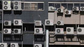 中市政府25日宣布將撤銷中火2部機組燃煤許可證。台電董事長楊偉甫表示，夏季若減少一部機組，備轉容量率恐低於10%，亮起代表供電吃緊的黃燈。（示意圖／中央社檔案照片）