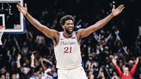▲恩比德（Joel Embiid）聖誕大戰上場28分鐘攻下31分。（圖／翻攝自76人推特）