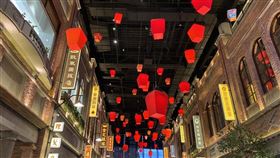 信義遠百A13 記者 馮珮汶攝影