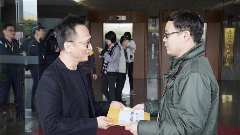 不放棄復飛？遠航今遞交陳情書