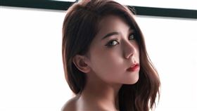 網紅團體「反骨男孩」成員之一蕾菈（翻攝IG）