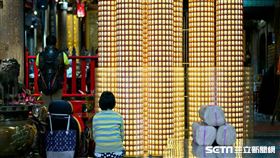 光明燈(陳弋攝影)