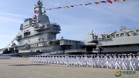 共自製航母「山東號」　穿越台灣海峽