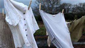 曬衣服、晾衣服（圖／Pixabay）