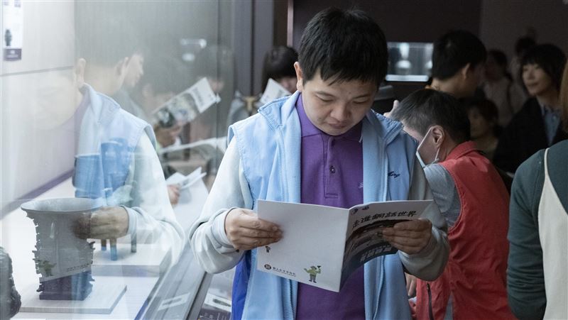 故宮服務友善化　推易讀易懂導覽手冊