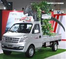 2020世界新車大展南港展覽館熱鬧登場。（記者邱榮吉/攝影）