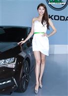 2020世界新車大展南港展覽館熱鬧登場。（記者邱榮吉/攝影）
