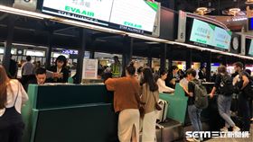 長榮航空櫃台(陳弋攝影)