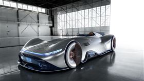 ▲Mercedes-Benz Vision EQ Silver Arrow電動概念車。（圖／Mercedes-Benz提供）