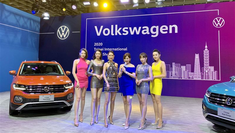 車展焦點竟不是車！福斯發表全新廠徽