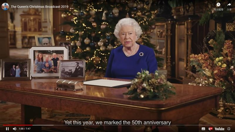 英女王耶誕演說一身藍　服裝有玄機