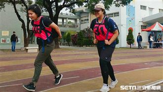 林管員招考　騎檔車、背重物難不倒她