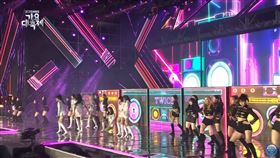 《KBS歌謠大祝祭》被批鏡頭切換不佳。（圖／翻攝自YouTube－KBS Kpop）