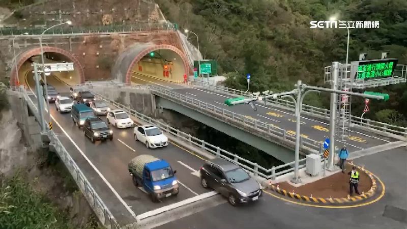 網傳草埔隧道通車又封　公路總局打臉